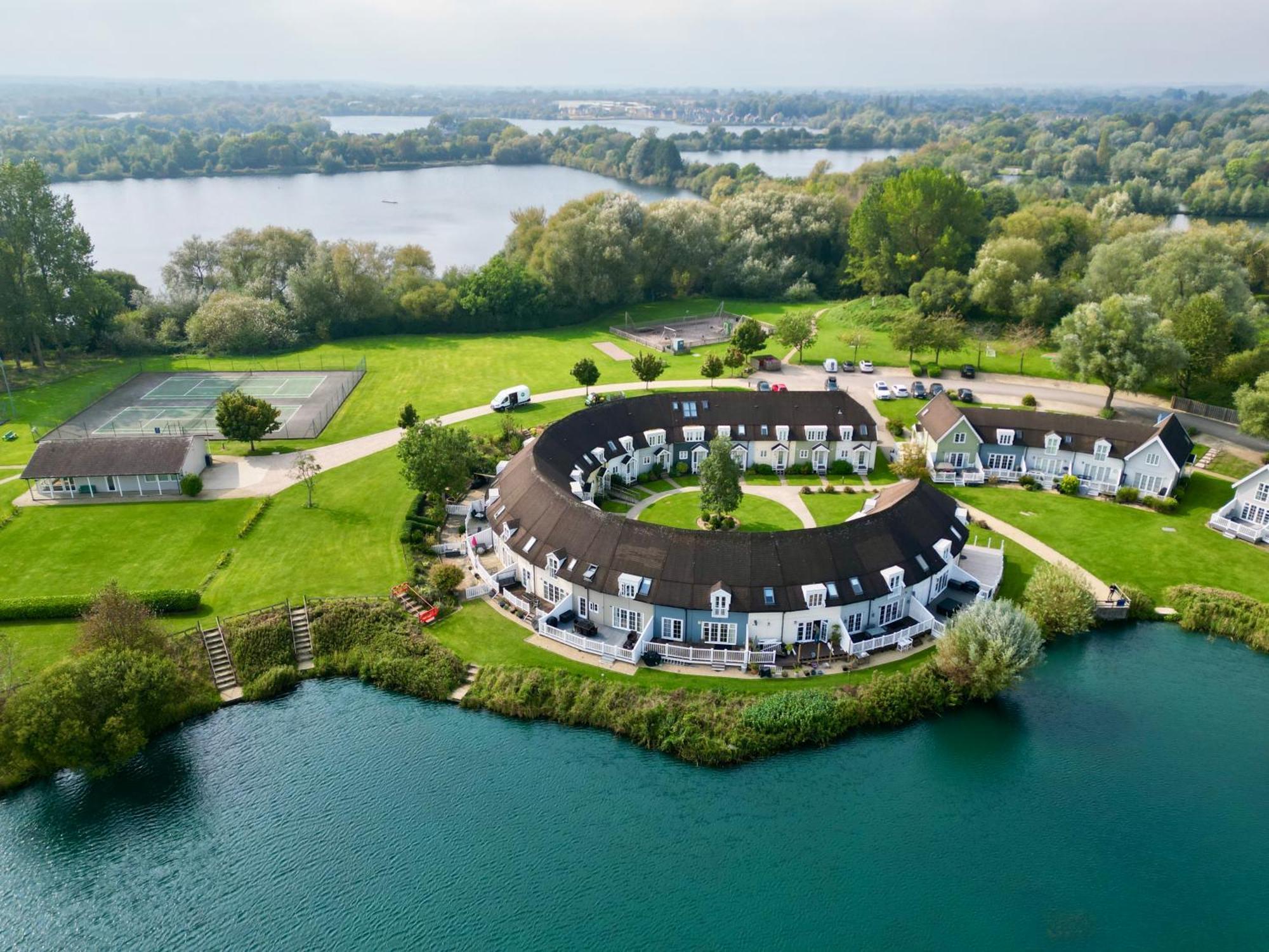 Nyhavn Lakeside Cottage 시런세스터 외부 사진